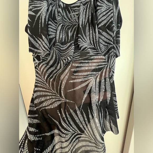 One piece bathing suit (Size 3X) - Picture 4 of 5